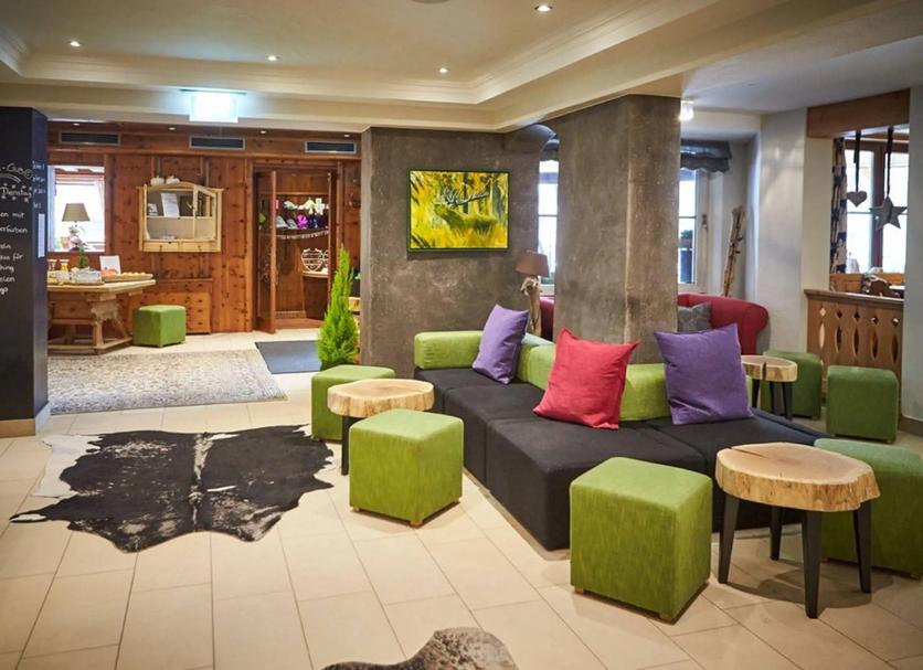 Lounge Photo