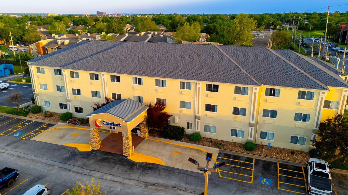 Comfort Inn South Tulsa - Woodland Hills