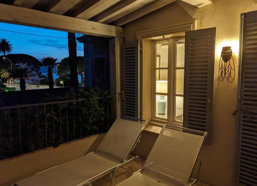Balcony Photo