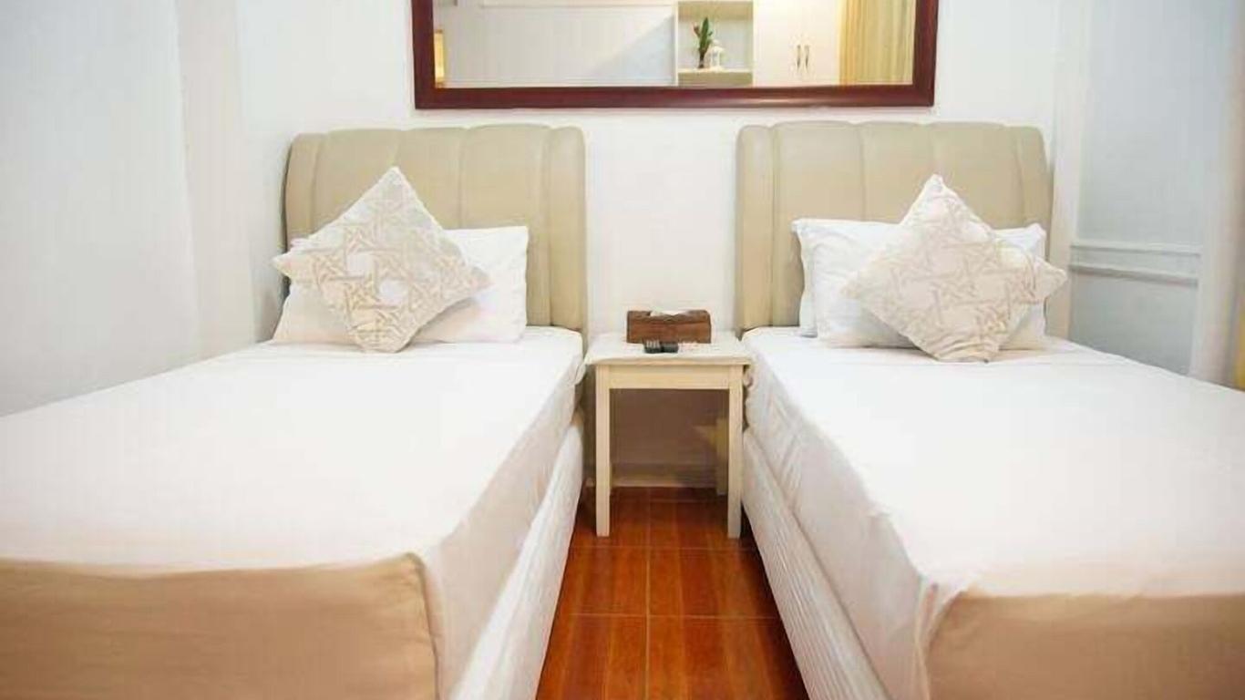 Makati Riverside Inn