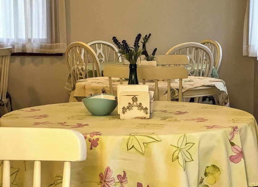 Dining room Photo