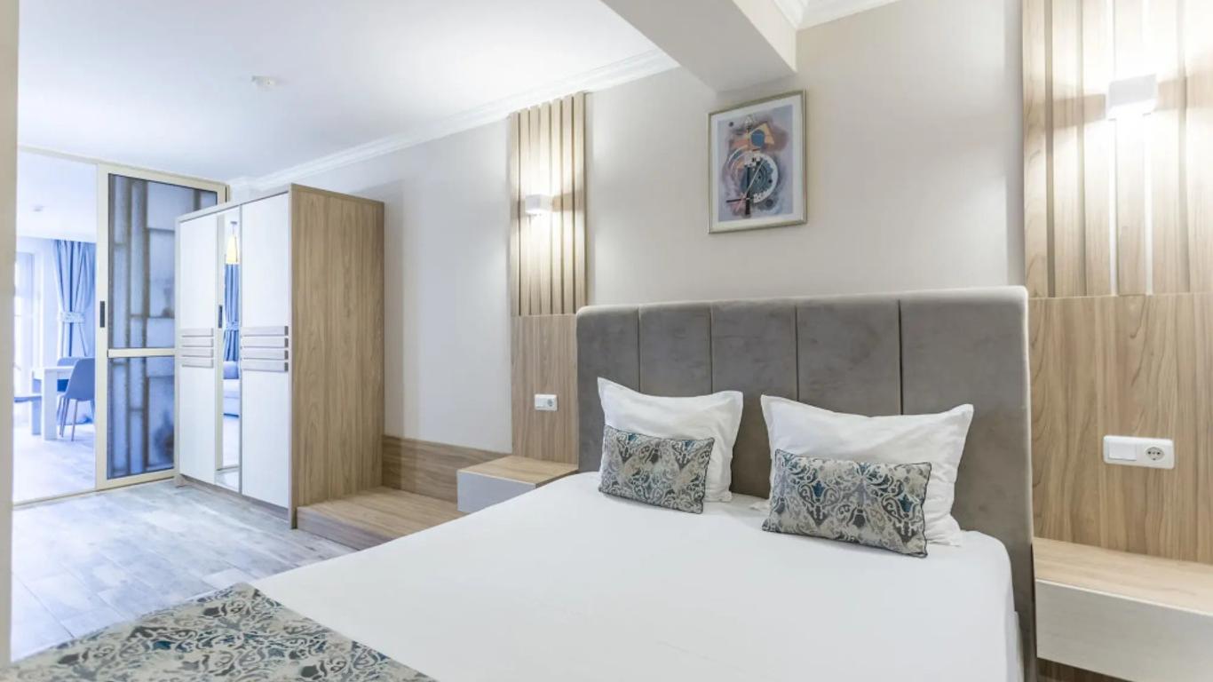 Selena Beach Hotel