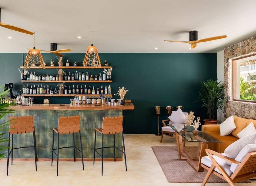 Bar Photo