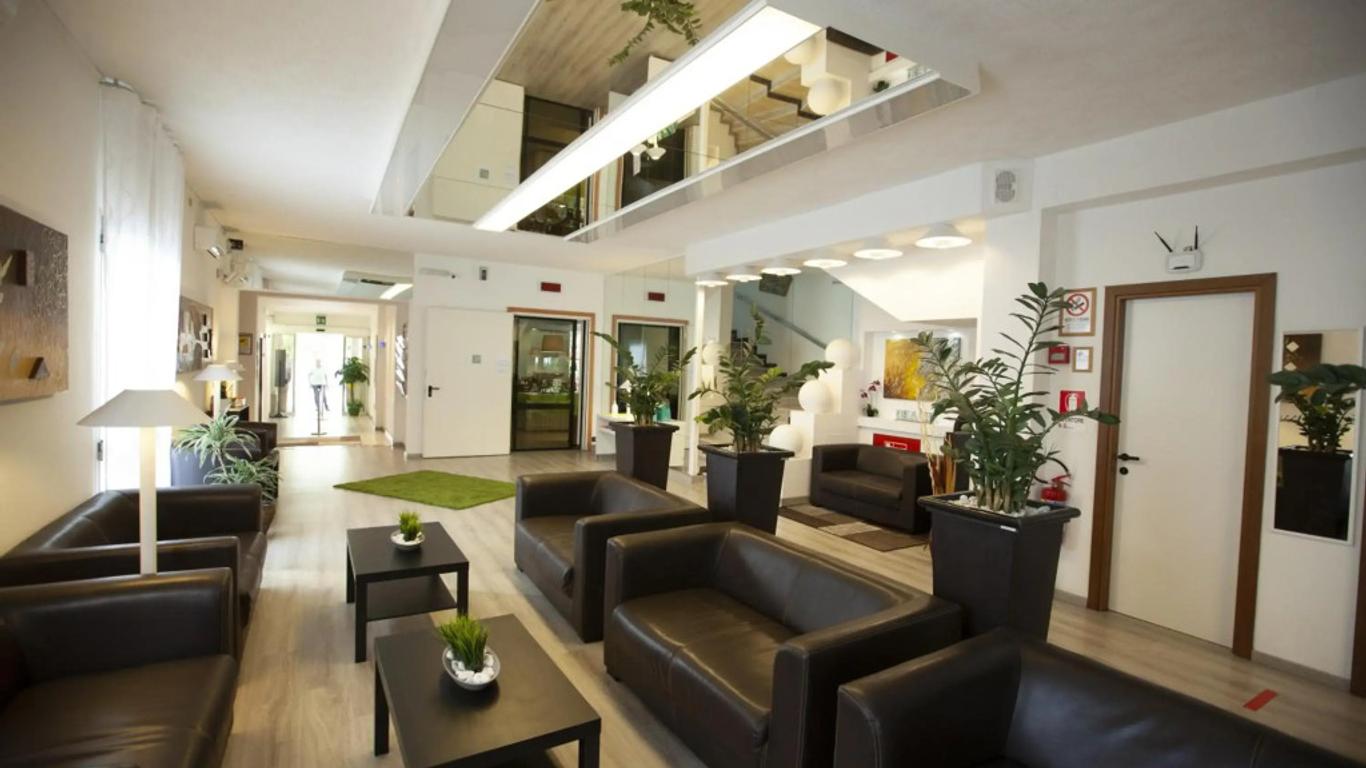 Golf Hotel