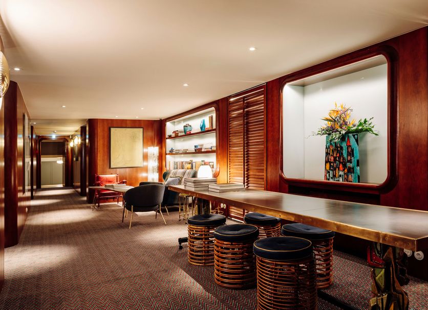 Lounge Photo