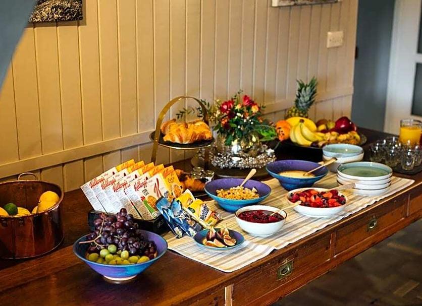 Buffet Photo
