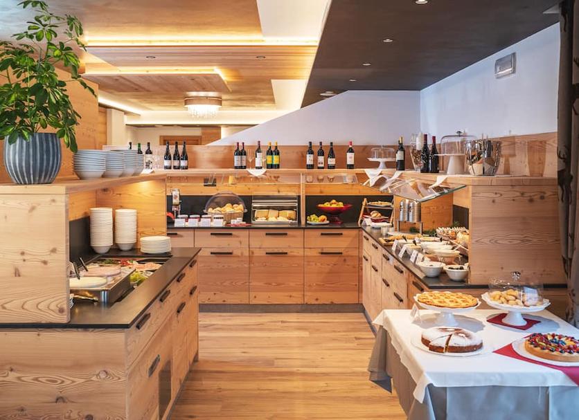 Buffet Photo
