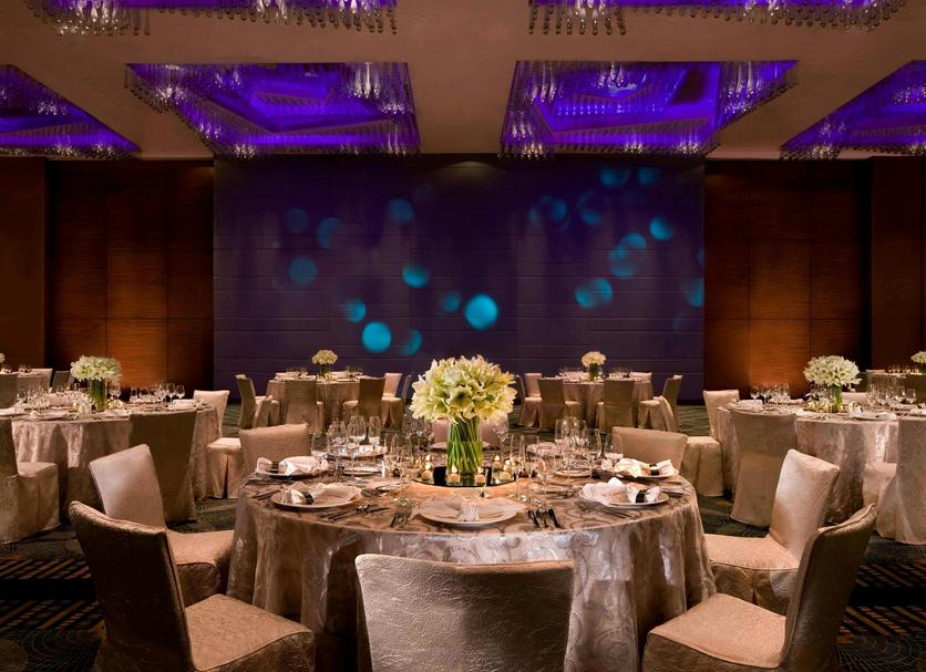 Banquet hall Photo