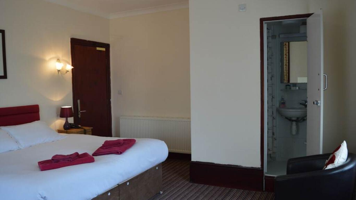 Globe Hotel