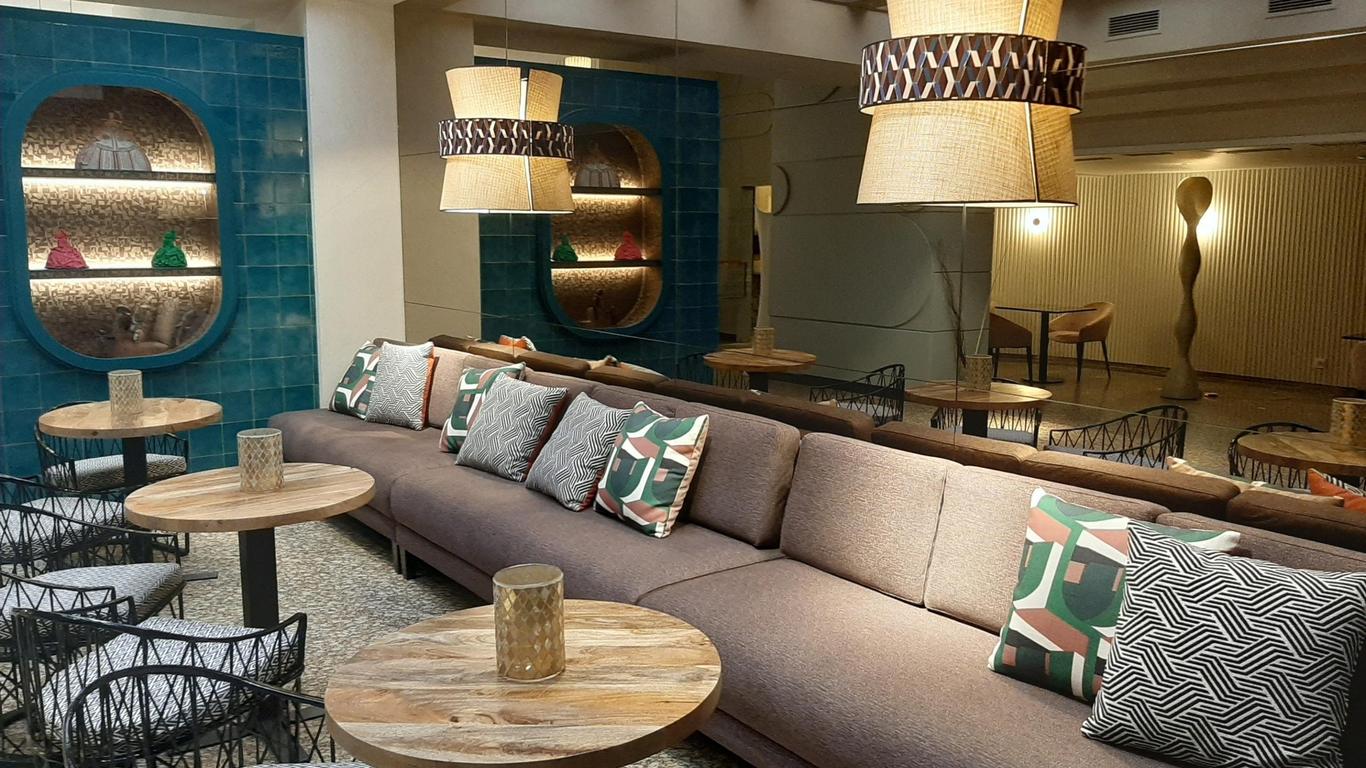 Hotel Sercotel Corona De Castilla