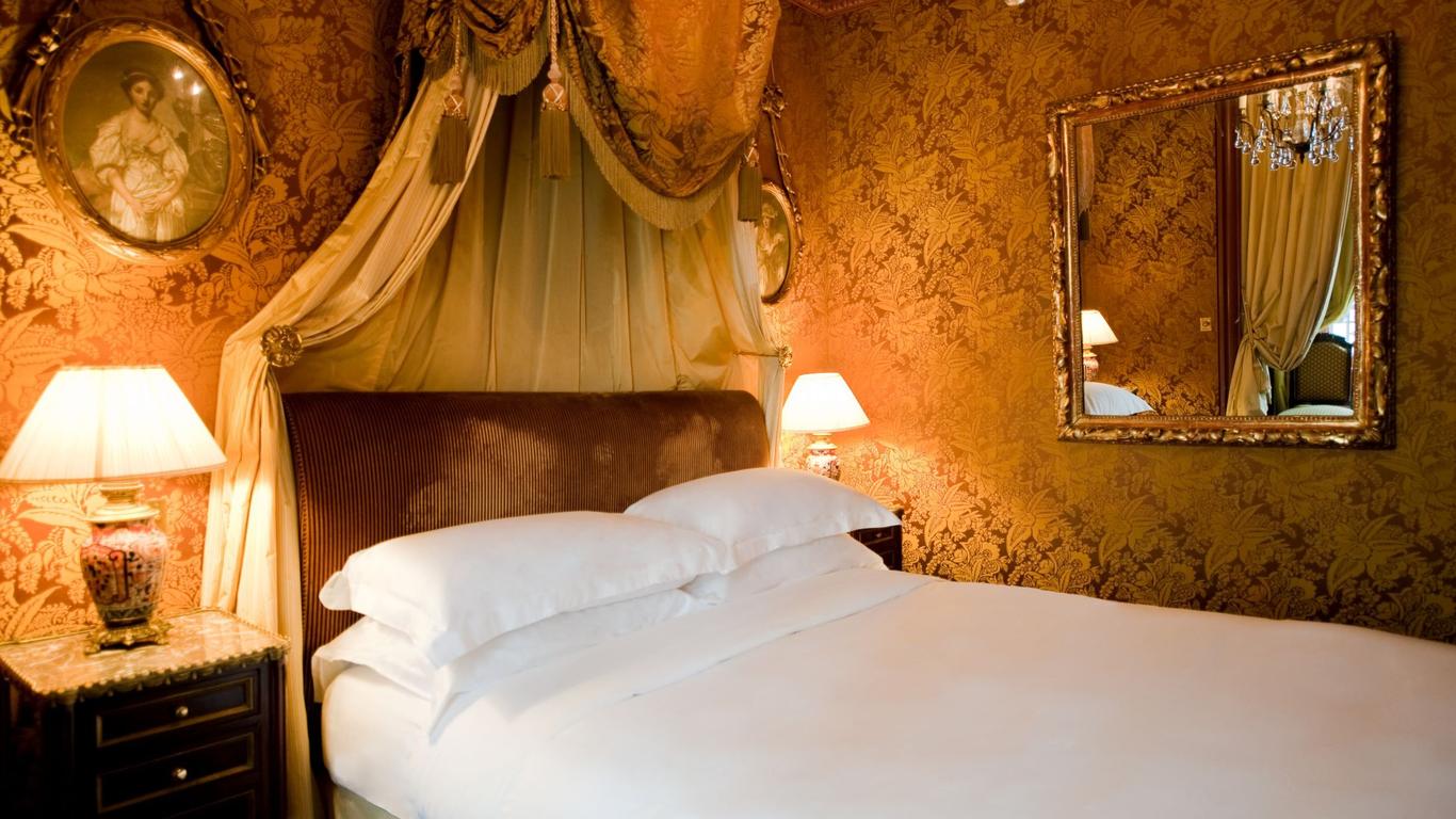 L'Hotel