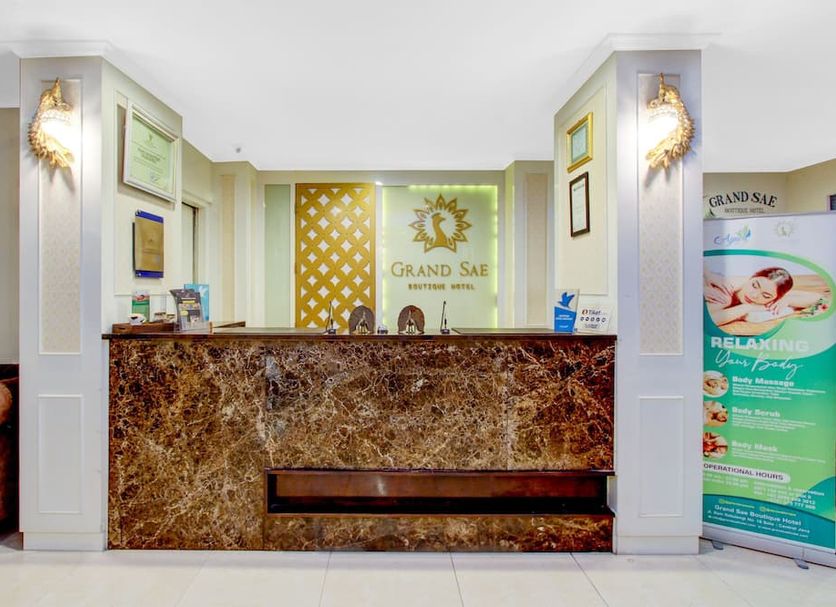 Front desk Photo
