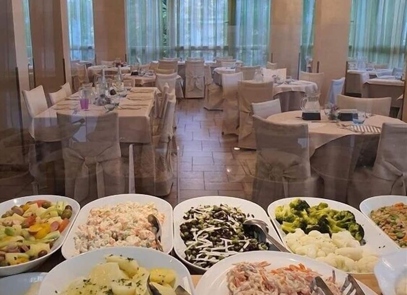 Banquet hall Photo