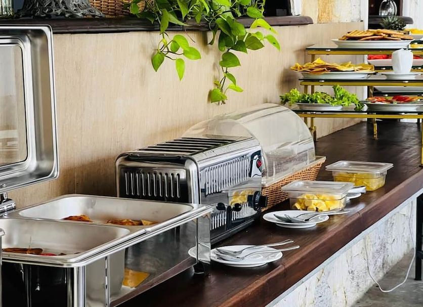 Buffet Photo