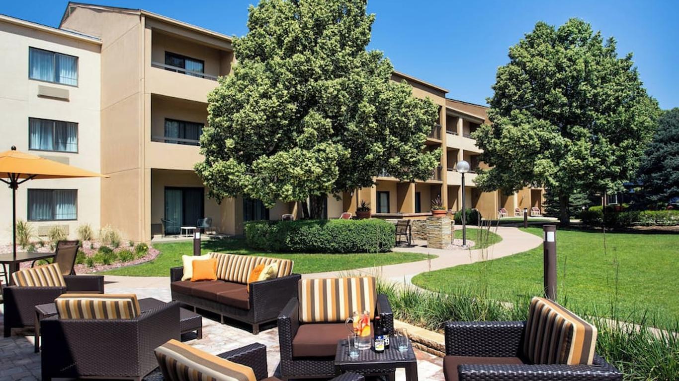 Courtyard by Marriott Denver Central Park