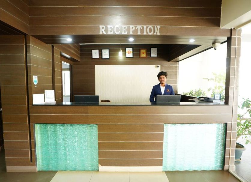 Front desk Photo