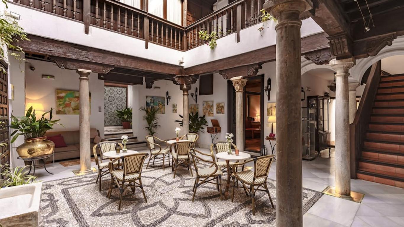 Casa del Capitel Nazarí