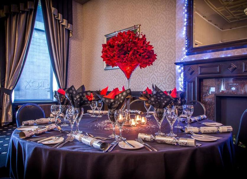 Banquet hall Photo