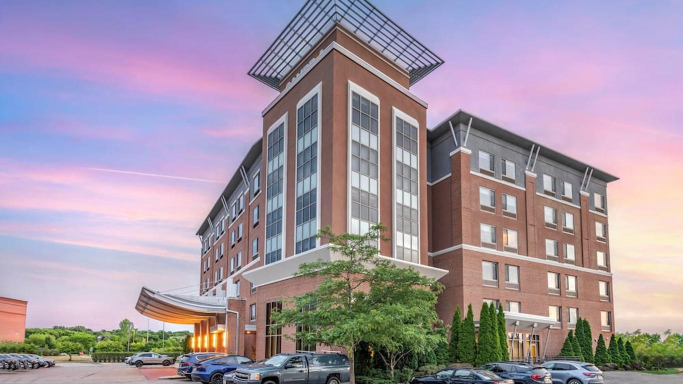 Cambria Hotel Madison East