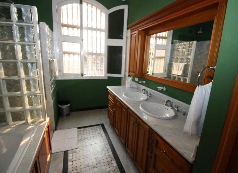 Bathroom Photo