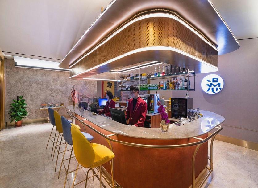 Bar Photo