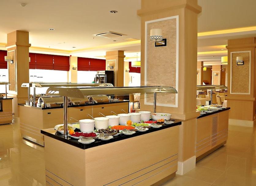 Buffet Photo