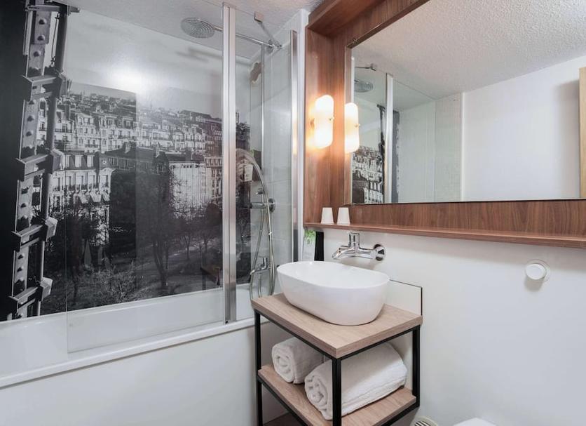 Bathroom Photo
