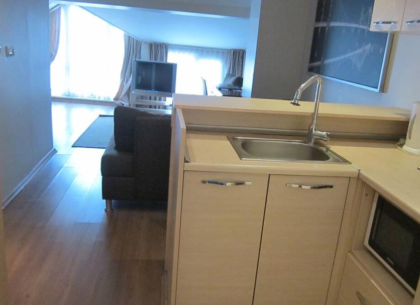 Kitchen Photo