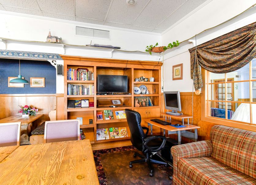 Dining room Photo