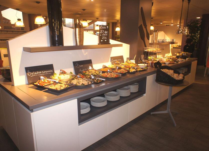 Buffet Photo