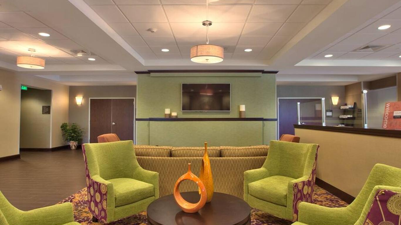 Dothan East Inn & Suites