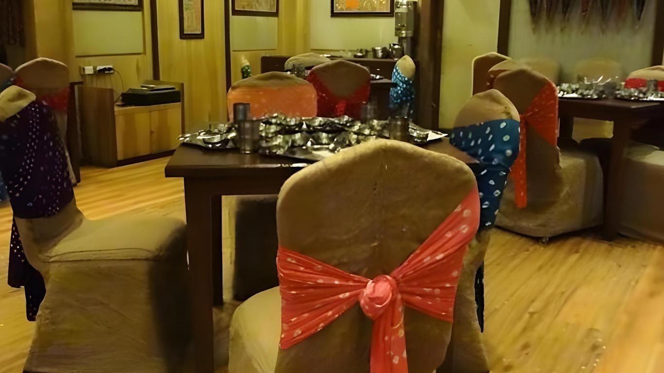 Hotel Shantiidoot