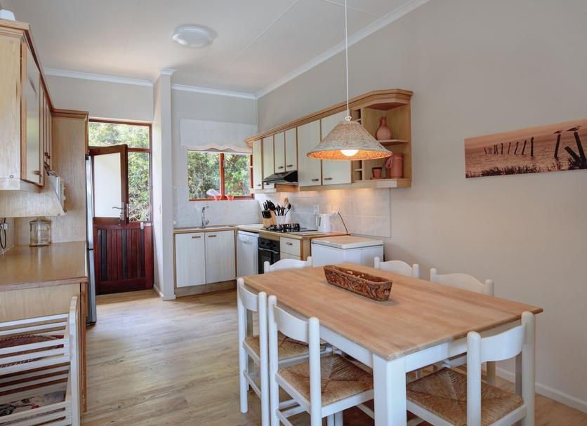 Kitchen Photo