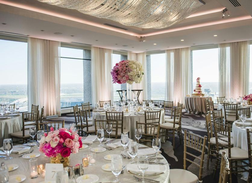 Banquet hall Photo