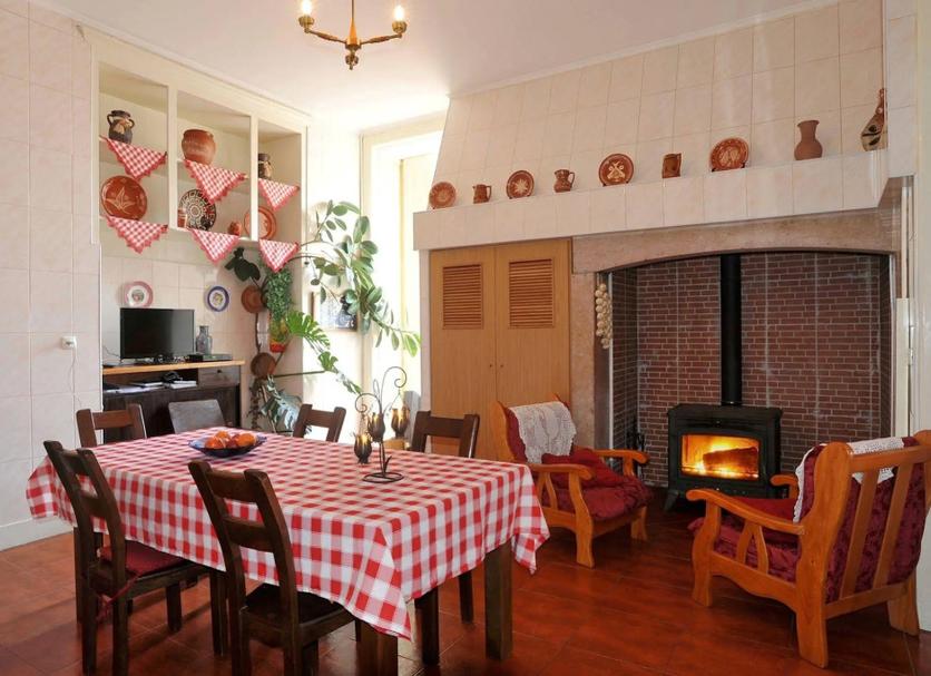 Dining room Photo