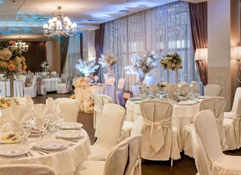 Banquet hall Photo