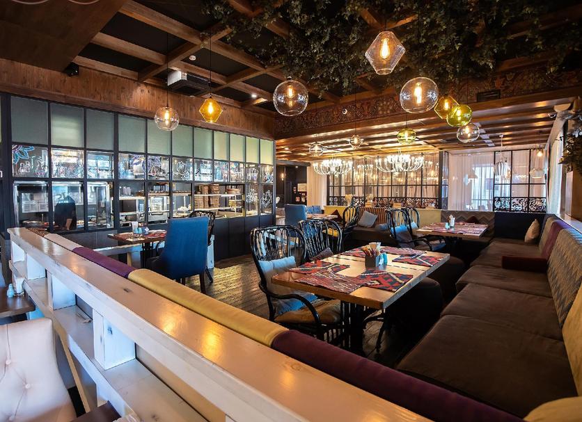 Restaurant Photo