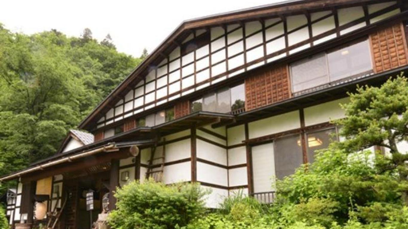 Kaikake Onsen Ryokan