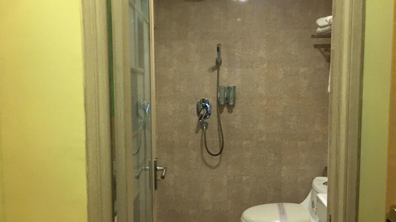 Victory hotel