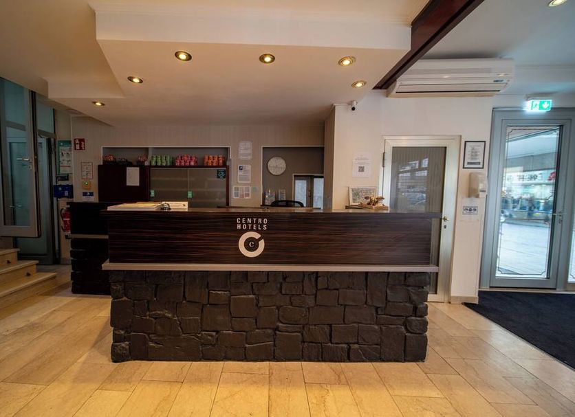 Front desk Photo