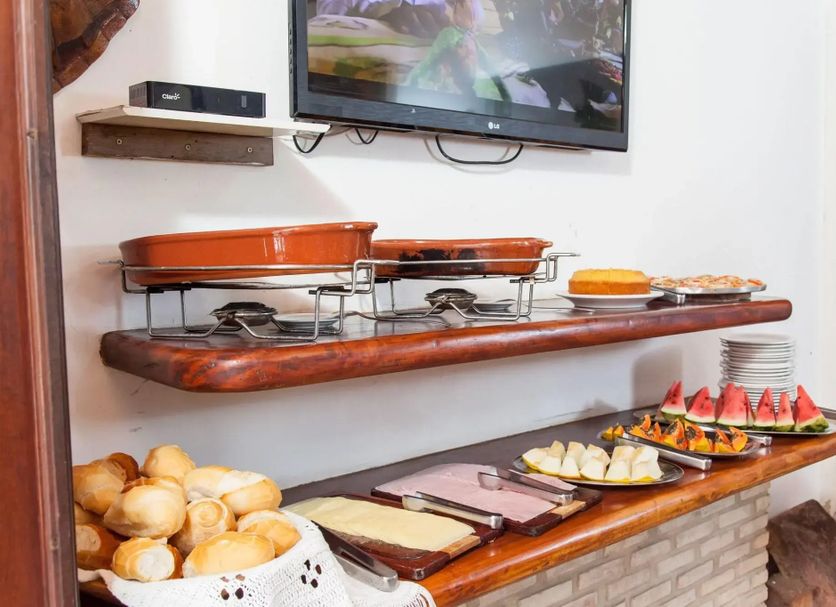 Buffet Photo