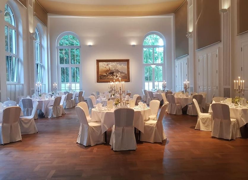 Banquet hall Photo