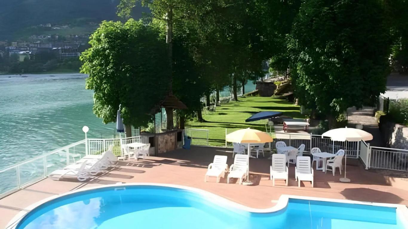Lago Park Hotel