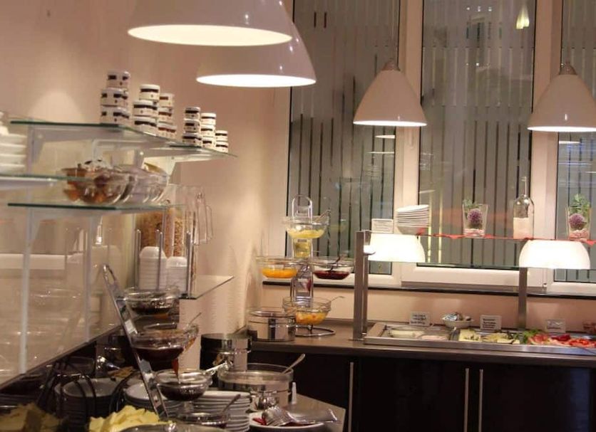 Buffet Photo
