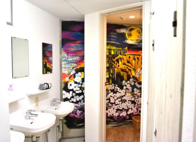 Bathroom Photo