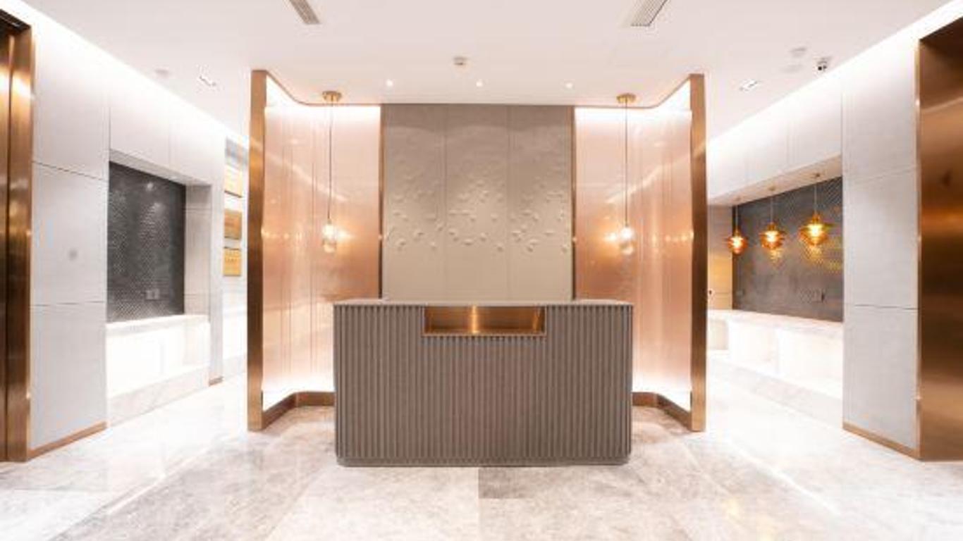 Shandong International Hotel (Jinan Quancheng Square Daming Lake Branch)