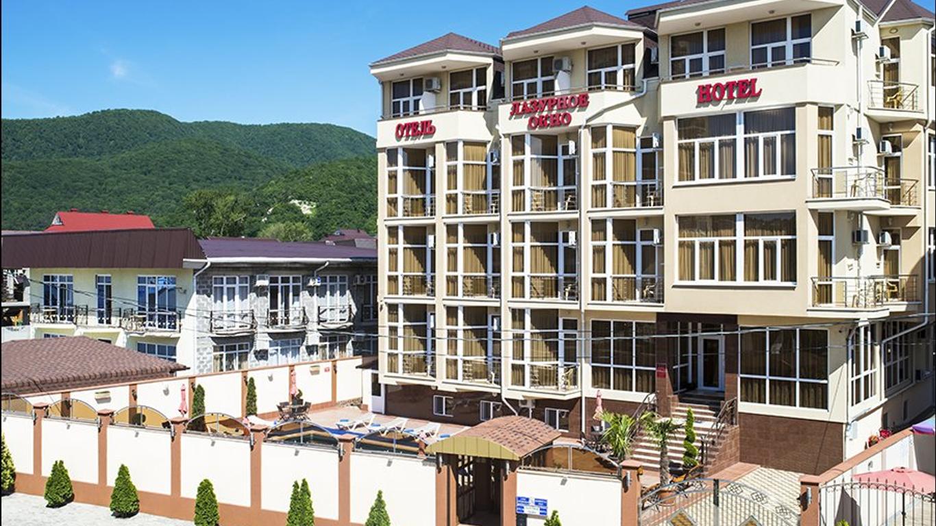 Lazurnoye Okno Hotel