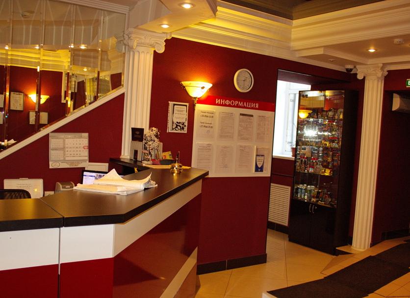 Front desk Photo