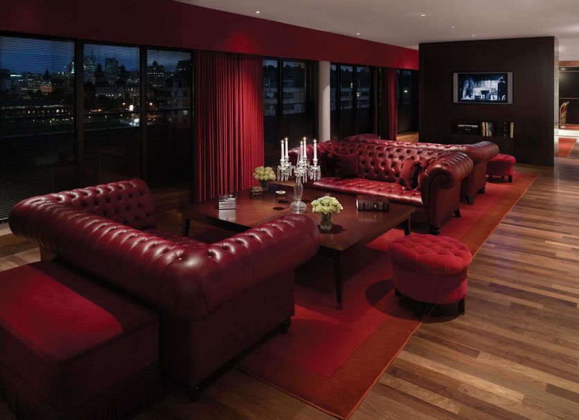 Lounge Photo
