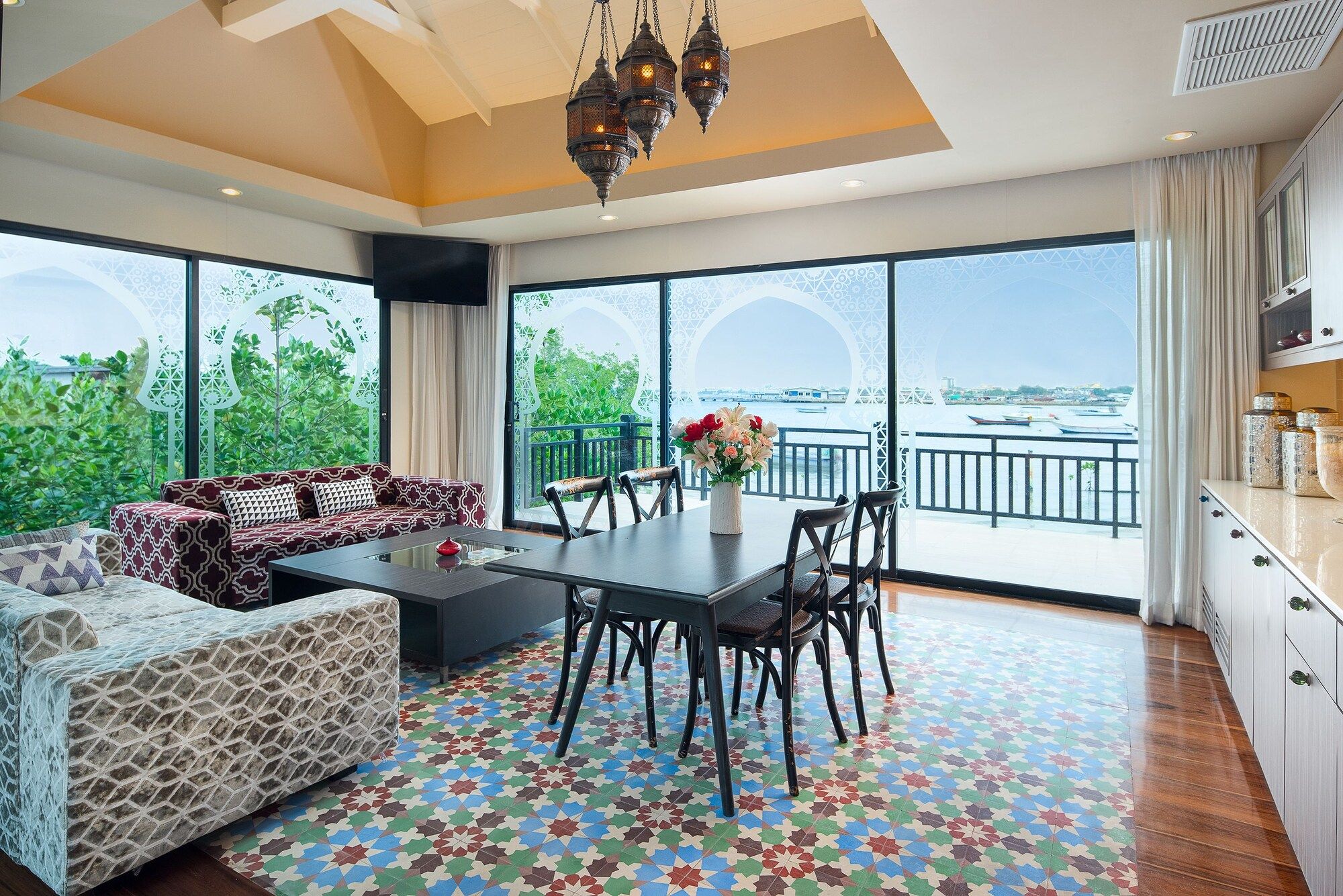 Dining room